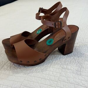 A. Giannetti Brown Leather Wood Platform Clog Heels Italy Boho Studded Size 8
